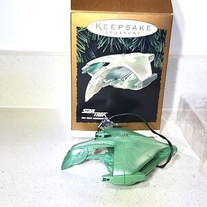 Romulan Warbird. STAR TREK THE NEXT GENERATION. Vintage Hallmark 1995